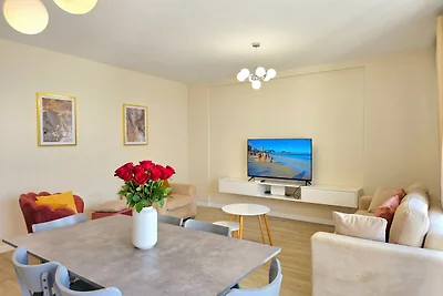 White Moon Apartment 302