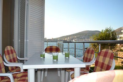 One Bedroom Apartament With Sea View - 055