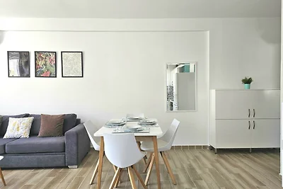 Sea View Apartment - 283