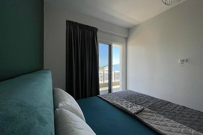 Beautiful Sea View Apartment in Saranda- 004