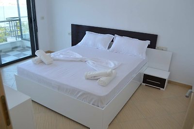 Sea View Apartment - 186