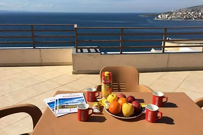Penthouse With Terrace - 090