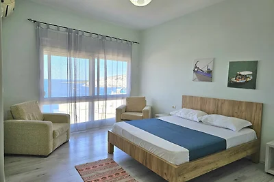 Penthouse With Terrace - 090