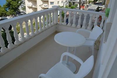Two Bedroom Apartment With Sea View - 156