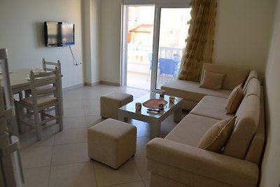 Holiday Apartment With Sea View - 153