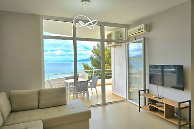 Sea View Apartment in Saranda- 214