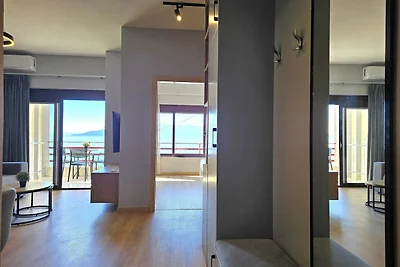 ALS108 - Chris Apartment