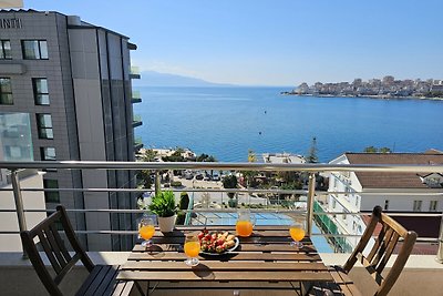 Wonderful Sea View Apartment - 021