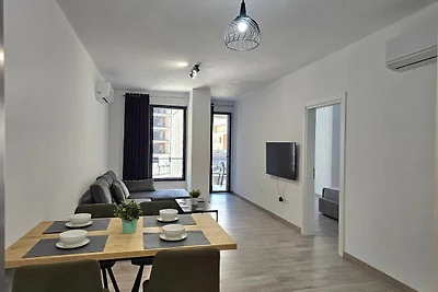 Holiday Apartment - 302