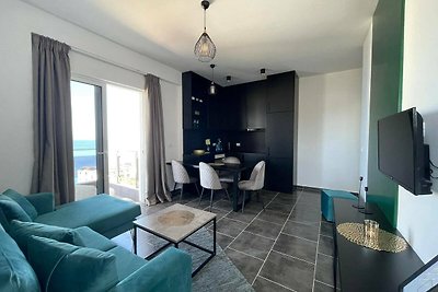 Beautiful Sea View Apartment in Saranda- 004