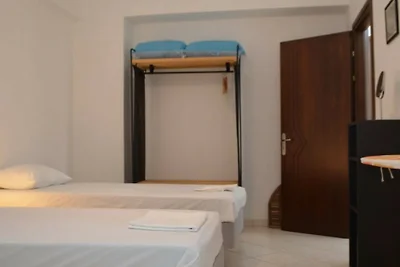 ALS020 - Andy Apartment