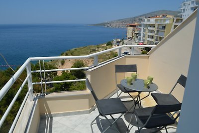 Holiday Apartment With Sea View - 061