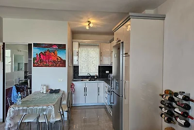Holiday Apartment With Sea View - 059