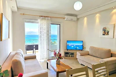 ALS269- Eli Beach front apartment in Saranda