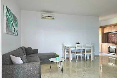 ALS019 - Adrien Apartment