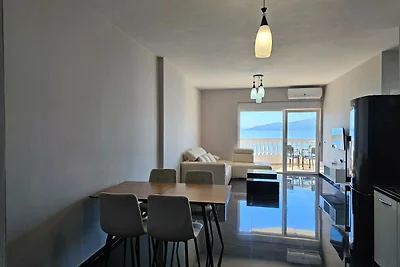 ALS018 - Juha Apartment