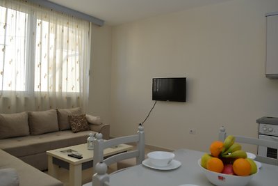 Holiday Apartment With Sea View - 150