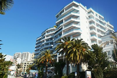 One Bedroom Apartment With Sea View - 185