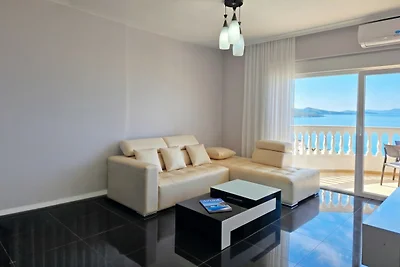 ALS018 - Juha Apartment