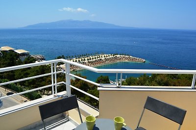 Holiday Apartment With Sea View - 061