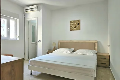 ALS019 - Adrien Apartment