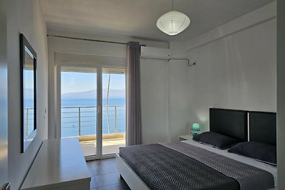 Wonderful Apartment in Saranda - 272