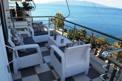 Sea View Apartment - 186