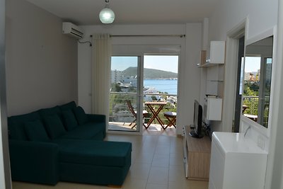 One Bedroom Apartment With Sea View - 060