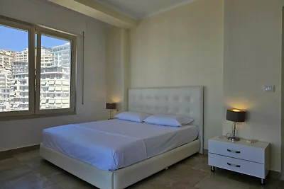 ALS270 - Vincente - Two Bedroom Apartment Wit...