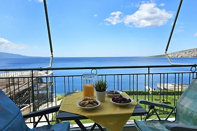Front line apartment in Saranda - 254