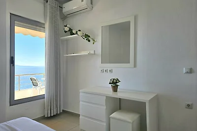 Beautifu Sea View Apartment in Saranda - 271