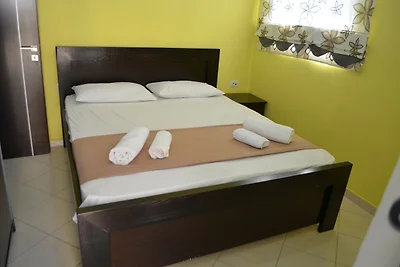 Two Bedroom Apartment With Sea View - 156