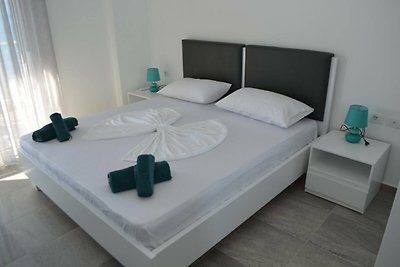 Wonderful Apartment in Saranda - 272