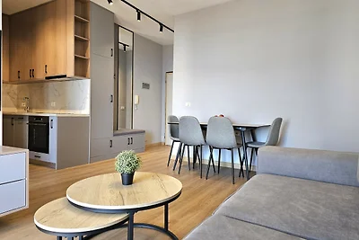 ALS108 - Chris Apartment