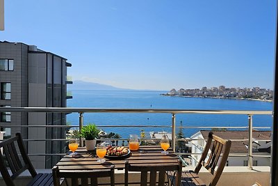 Wonderful Sea View Apartment - 021