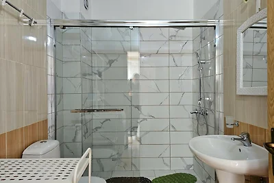 ALS100 - Svein Apartment