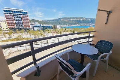 Thoma's K Studios -Balcony Twin Studio