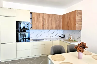Zoltan Sunset Luxury Apartment