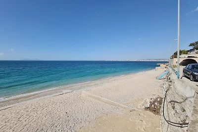 Mirka - Vlora Sunset Apart.