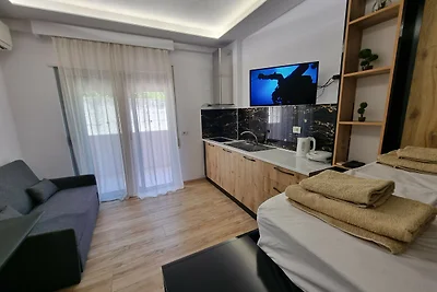Teo Deluxe Studios - Double Balcony Studio