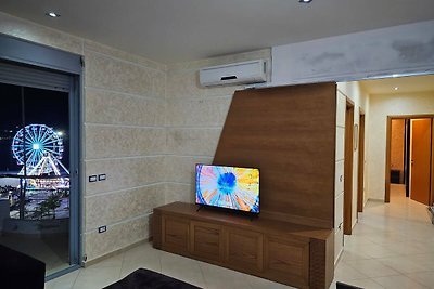 Holiday Apartment Central & Sea View