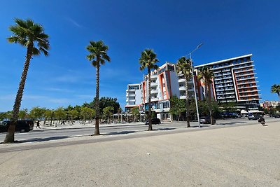 Holiday Apartment Central & Sea View