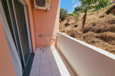 Teo Deluxe Studios - Balcony Triple Studio