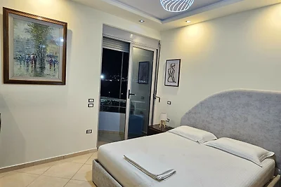 Holiday Apartment Central & Sea View