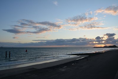 Zeeuws Huisje achter de Duinen