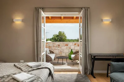 Villa Veronica mit Pool