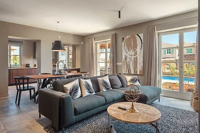 Villa Vanessa mit Pool