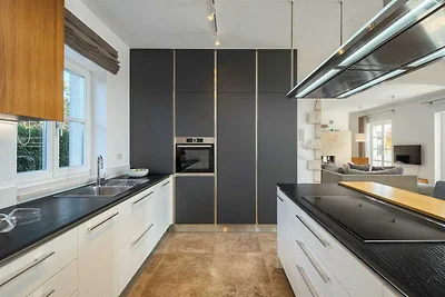 VILLA MEDITERANA SIROK CON PISCINA E SAUNA