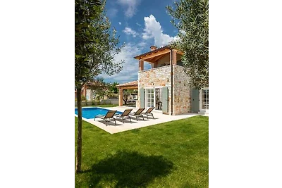 Villa Veronica mit Pool