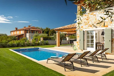 Villa Veronica mit Pool